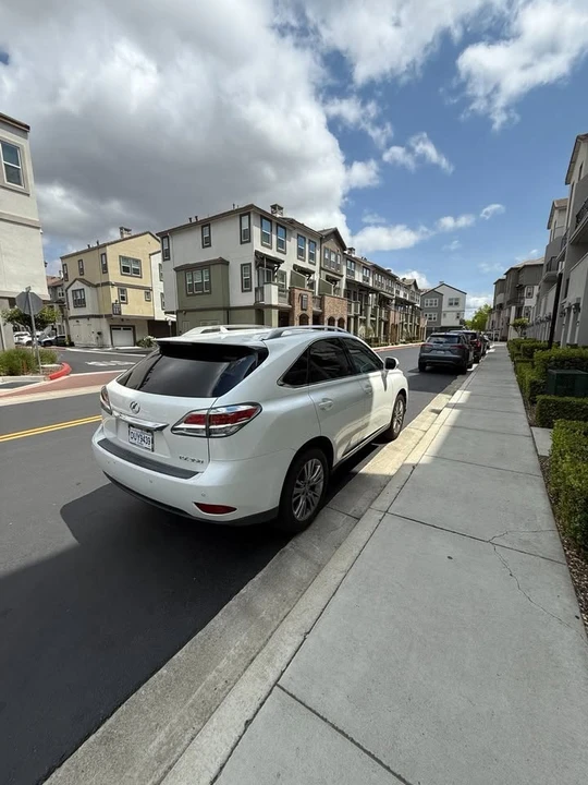 2014 Lexus RX 3rd Gen - Image 9 of 11