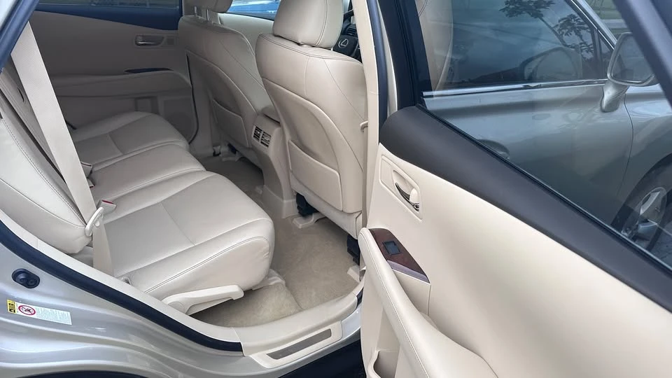 2014 Lexus RX 3rd Gen - Image 9 of 11
