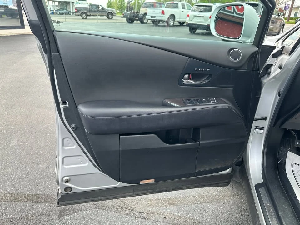 2014 Lexus RX 3rd Gen - Image 17 of 20