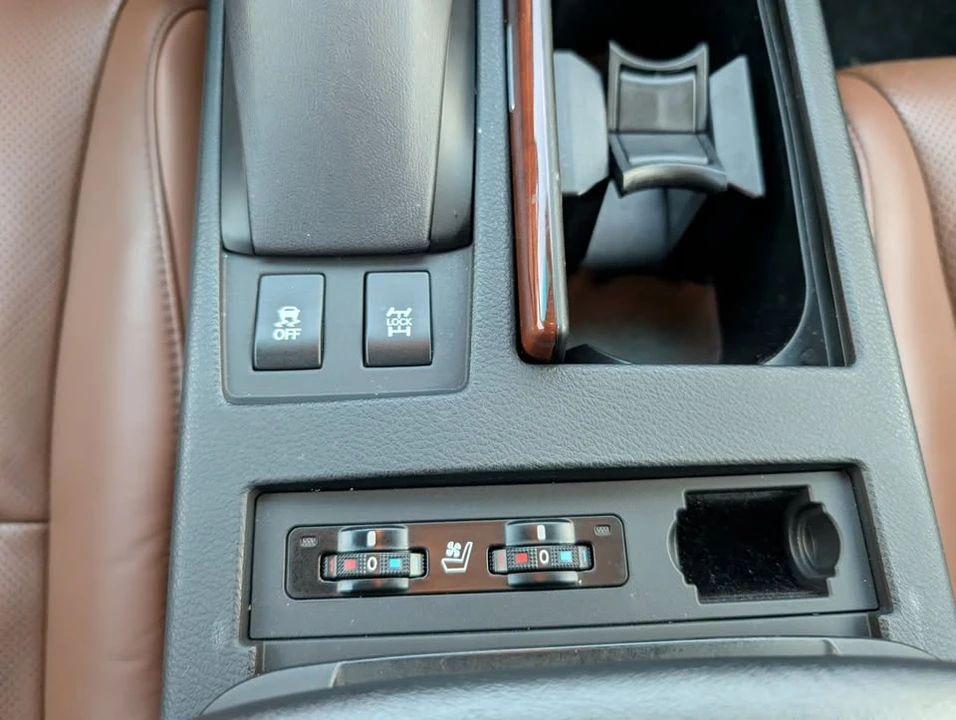2014 Lexus RX 3rd Gen - Image 12 of 20