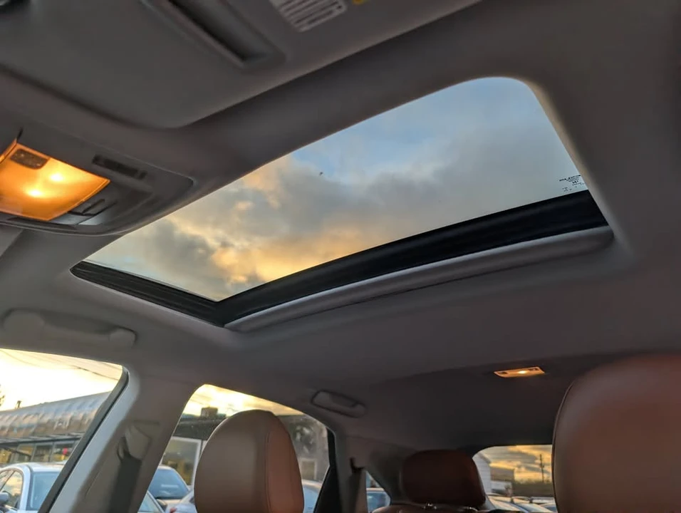 2014 Lexus RX 3rd Gen - Image 19 of 20