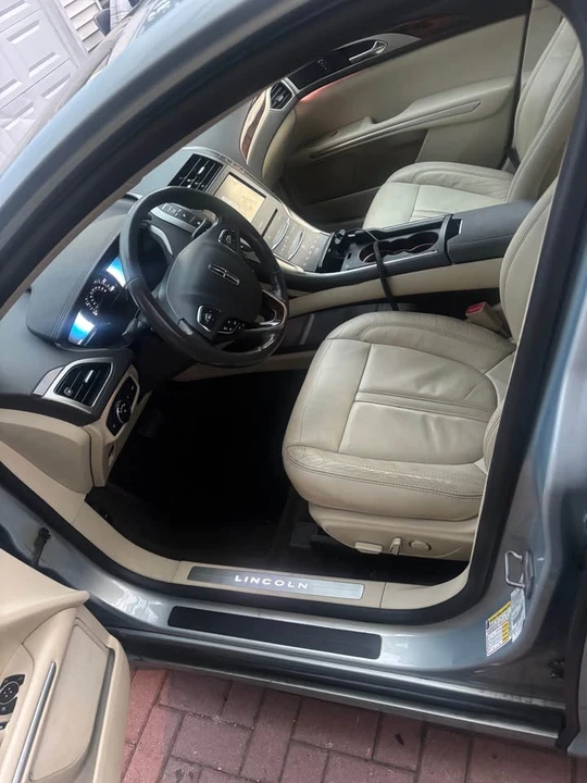 2014 Lincoln Continental Mark VII - Image 8 of 10