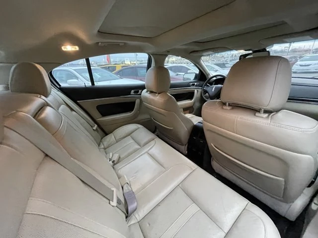 2014 Lincoln MKS - Image 11 of 20