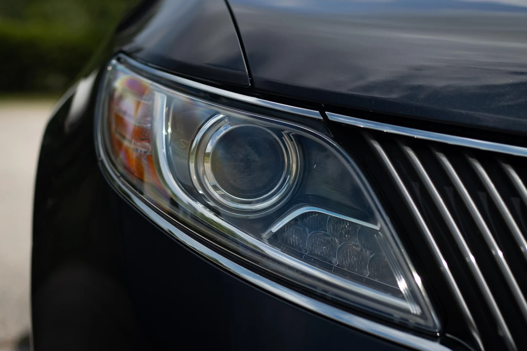 2014 Lincoln MKS - Image 15 of 31