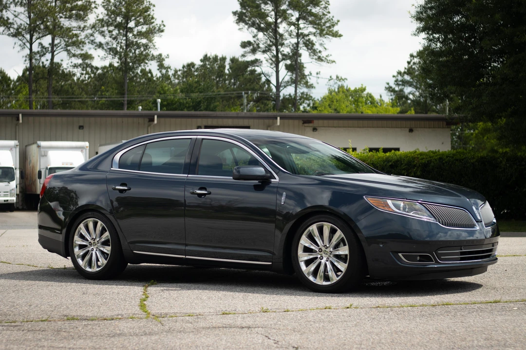 2014 Lincoln MKS - Image 11 of 31