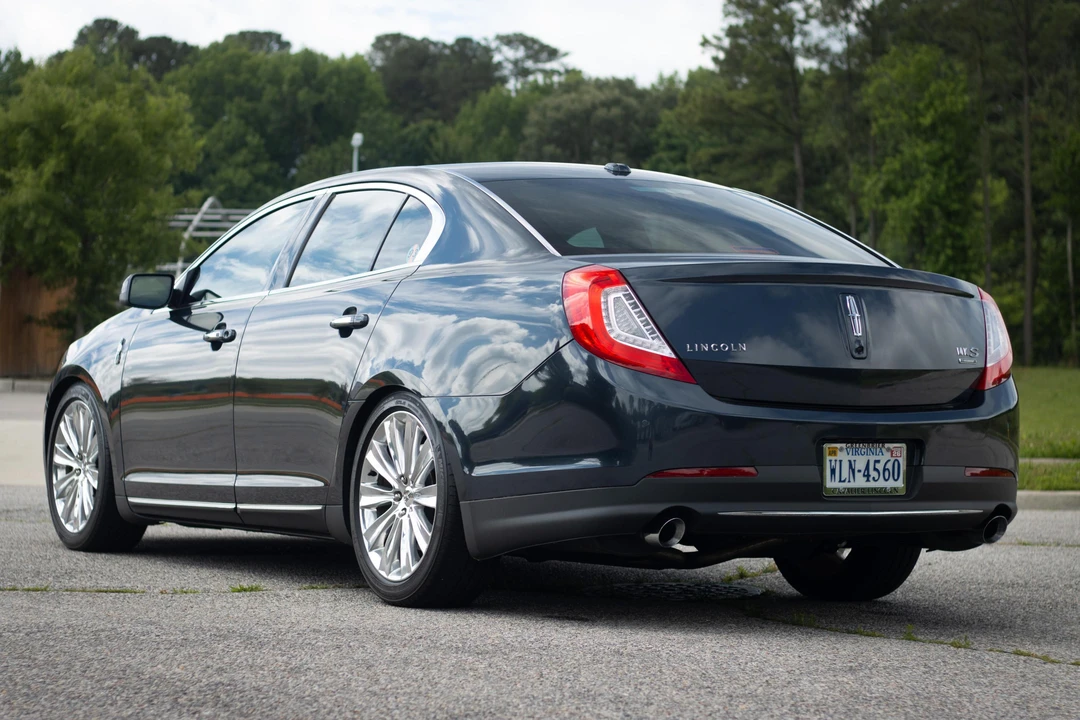 2014 Lincoln MKS - Image 4 of 31
