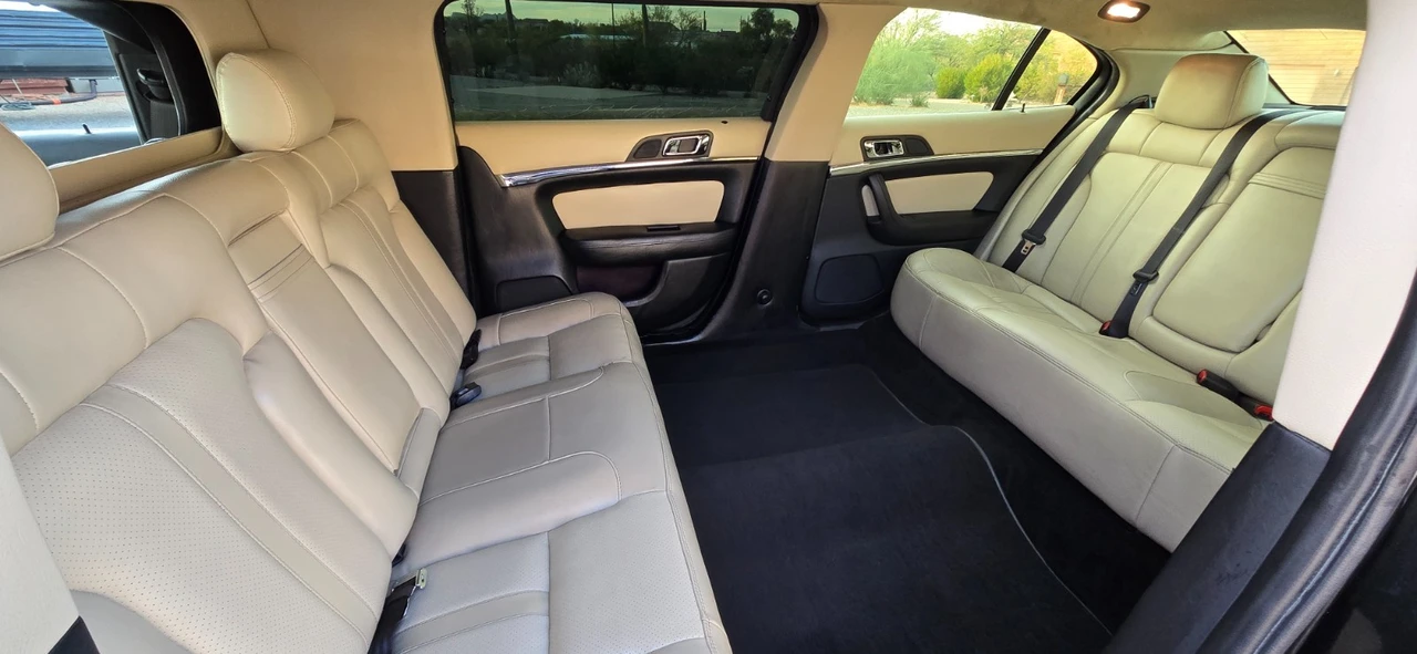 2014 Lincoln MKS - Image 11 of 21