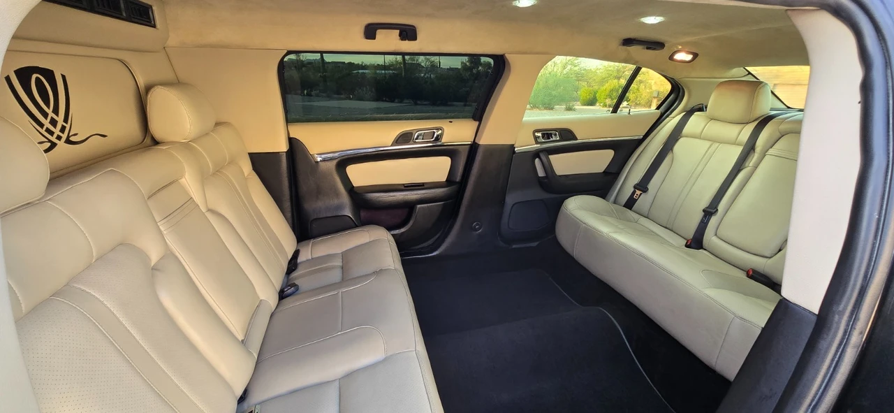 2014 Lincoln MKS - Image 12 of 21