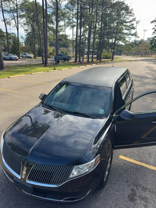 2014 Lincoln MKT - Image 11 of 20