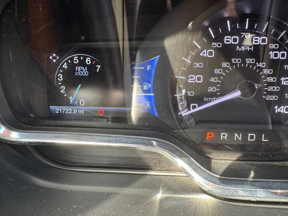 2014 Lincoln MKT - Image 16 of 20