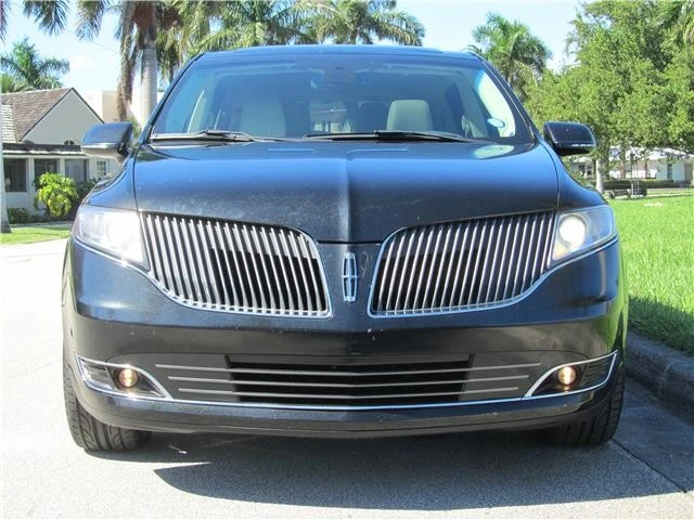 2014 Lincoln MKT - Image 5 of 12