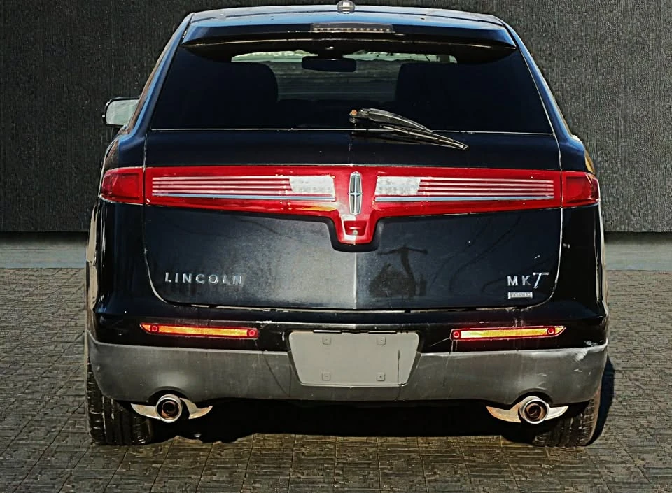 2014 Lincoln MKT - Image 8 of 19