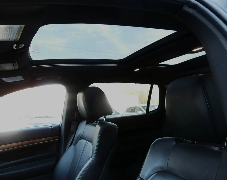 2014 Lincoln MKT - Image 18 of 19