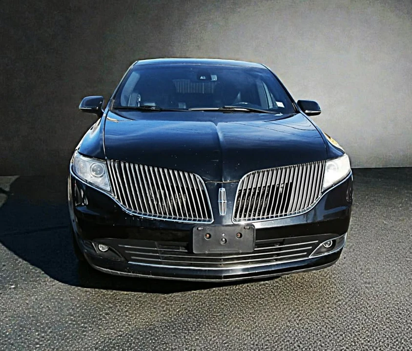 2014 Lincoln MKT - Image 7 of 19