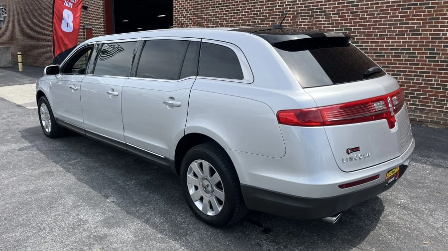 2014 Lincoln MKT - Image 3 of 8