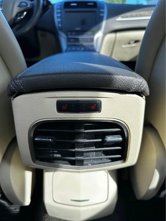 2014 Lincoln MKZ - Image 17 of 19