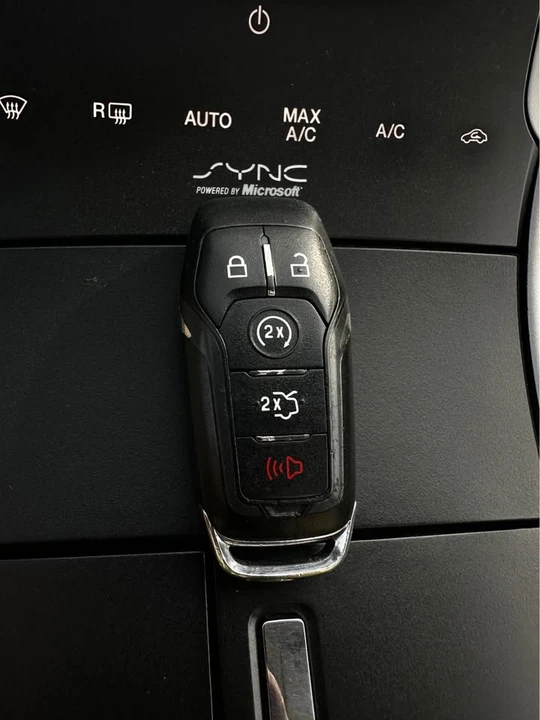 2014 Lincoln MKZ - Image 14 of 19