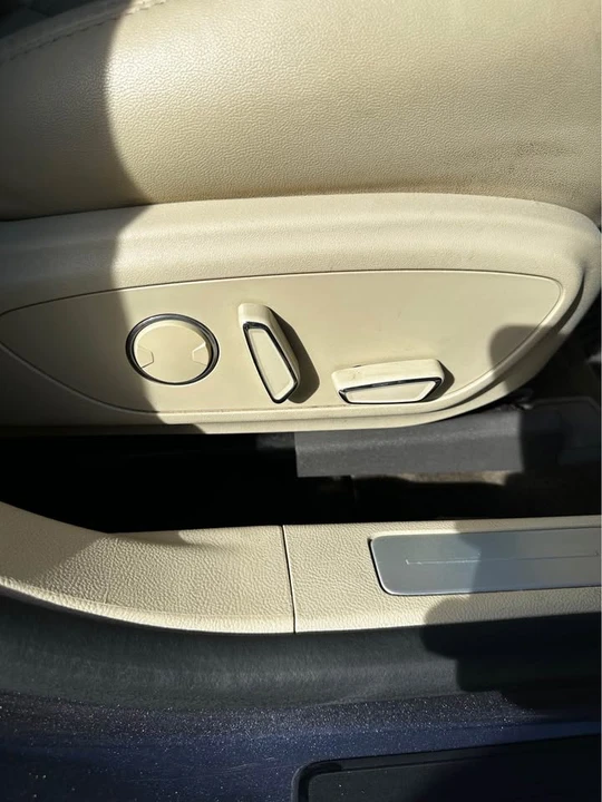 2014 Lincoln MKZ - Image 9 of 19