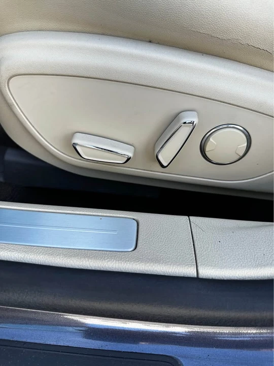 2014 Lincoln MKZ - Image 8 of 19