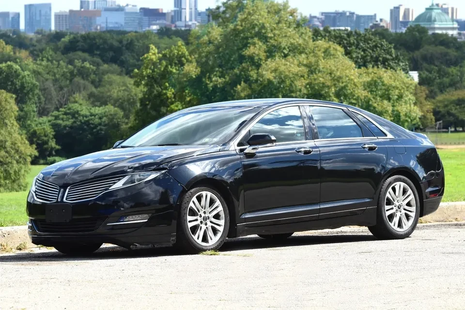2014 Lincoln MKZ - Image 2 of 20