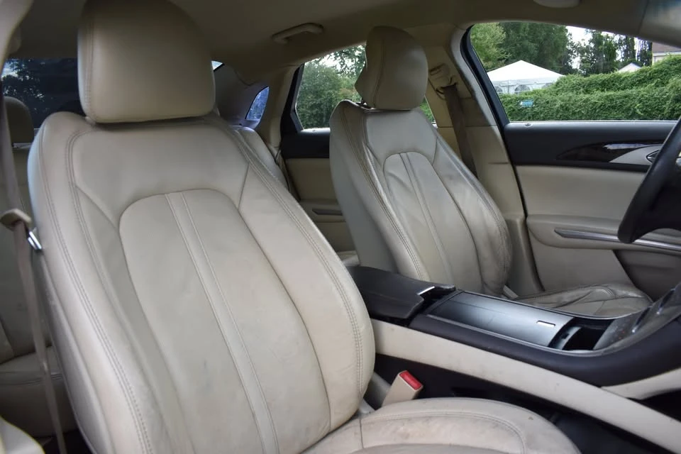 2014 Lincoln MKZ - Image 13 of 20