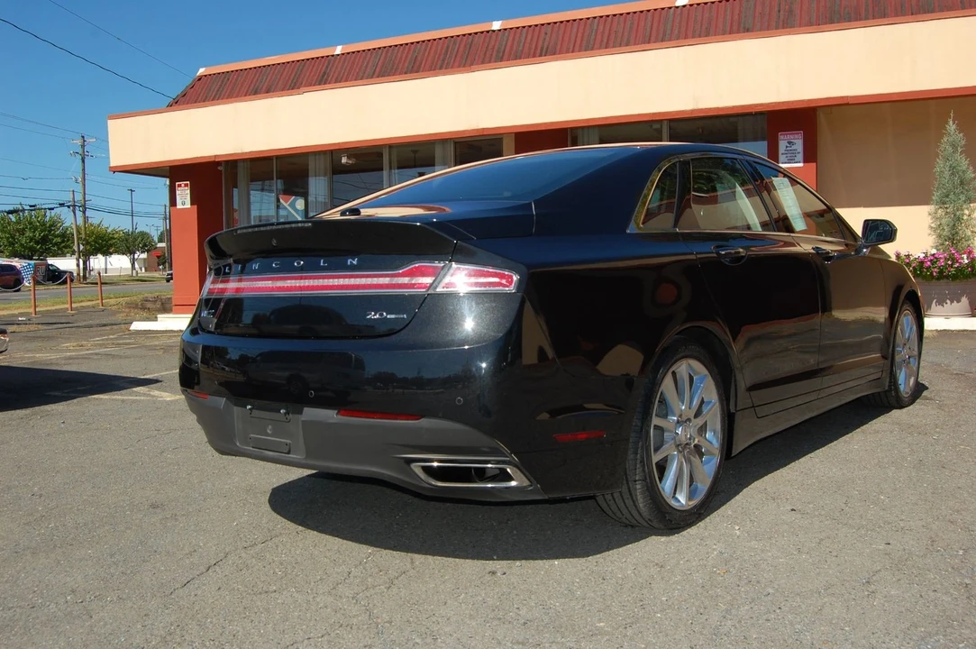 2014 Lincoln MKZ - Image 3 of 12