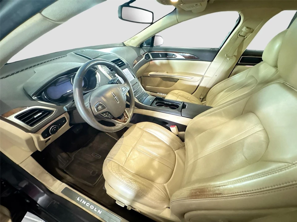 2014 Lincoln MKZ - Image 11 of 16
