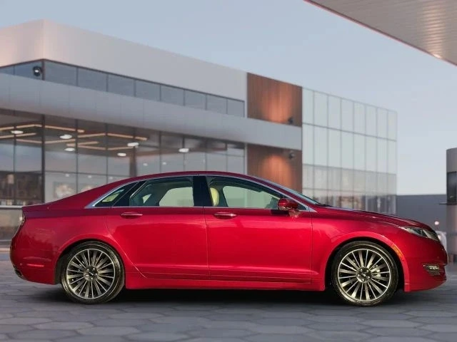 2014 Lincoln MKZ - Image 8 of 21