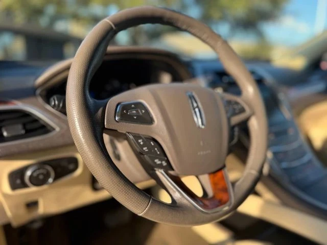 2014 Lincoln MKZ - Image 20 of 21