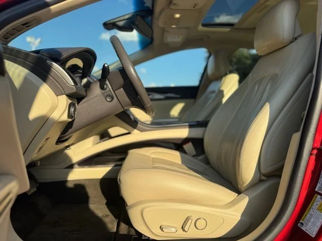 2014 Lincoln MKZ - Image 16 of 21