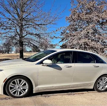 2014 Lincoln MKZ Hybrid Sedan 4D