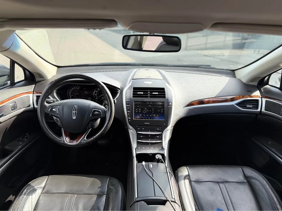 2014 Lincoln MKZ - Image 13 of 18