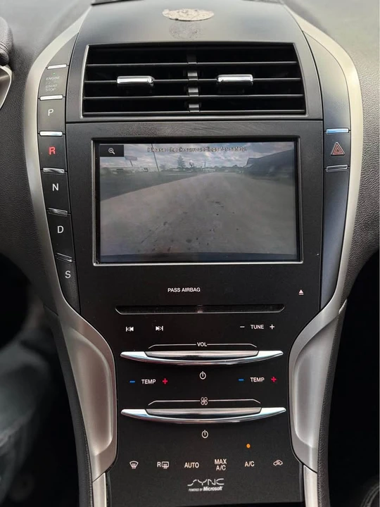 2014 Lincoln MKZ - Image 17 of 18