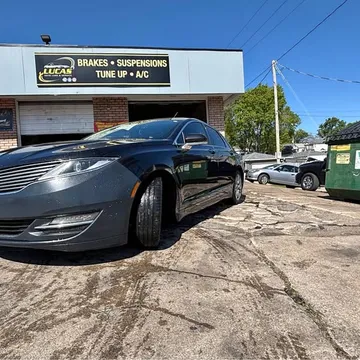 2014 Lincoln MKZ Sedan 4D