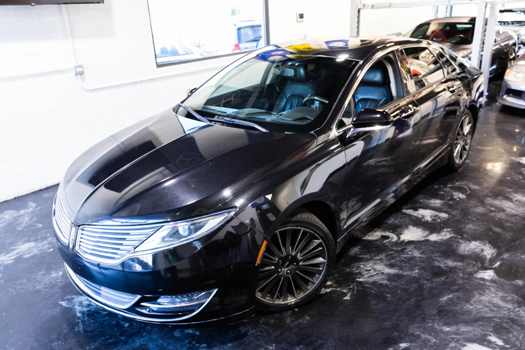 2014 Lincoln MKZ - Image 2 of 12