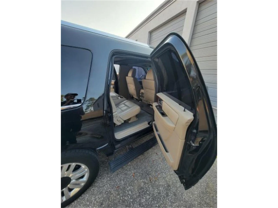 2014 Lincoln Navigator 3rd Gen - Image 8 of 15