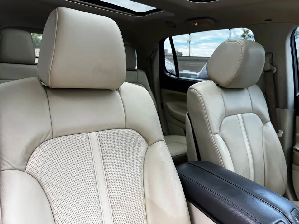 2014 Lincoln MKT - Image 18 of 20