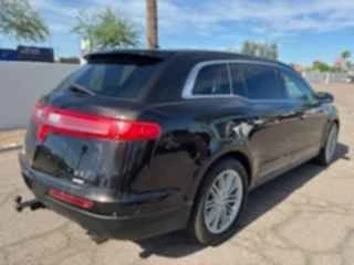 2014 Lincoln MKT - Image 4 of 11