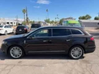2014 Lincoln MKT - Image 7 of 11