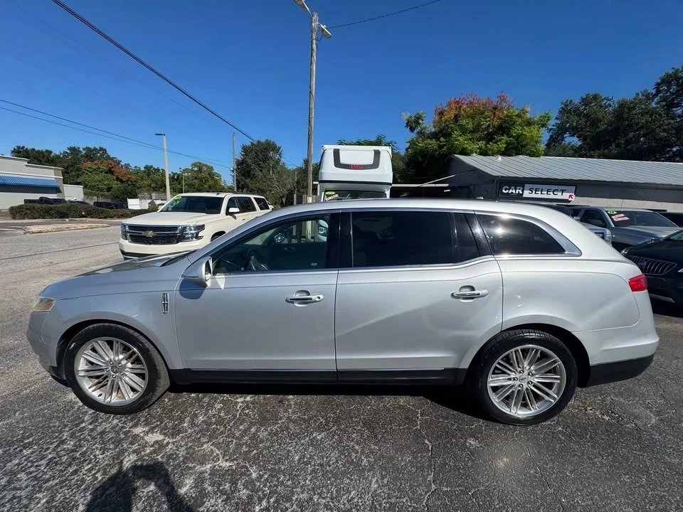 2014 Lincoln MKT - Image 8 of 20