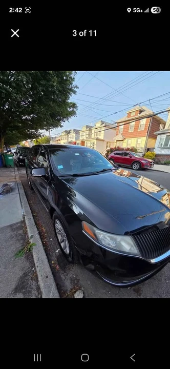 2014 Lincoln MKT - Image 2 of 10