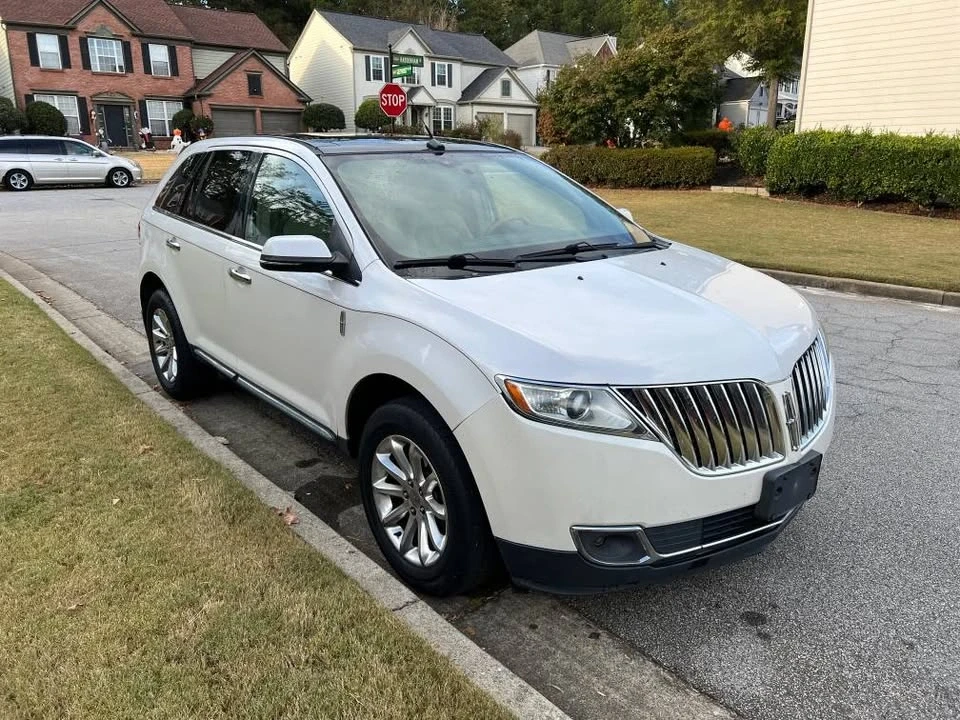 2014 Lincoln MKX - Image 2 of 9