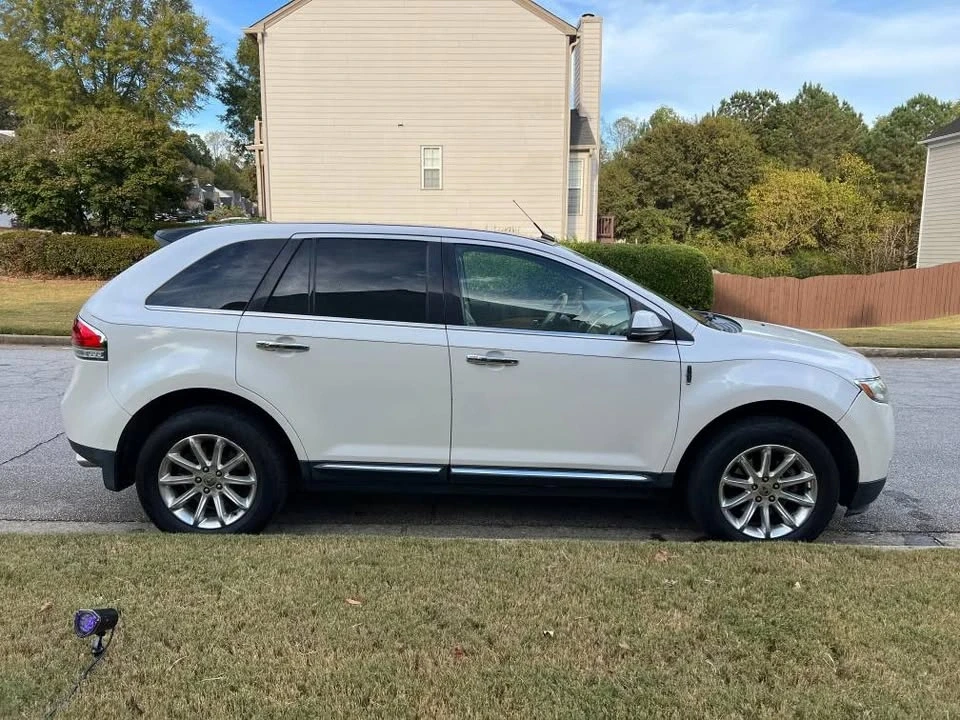 2014 Lincoln MKX - Image 8 of 9