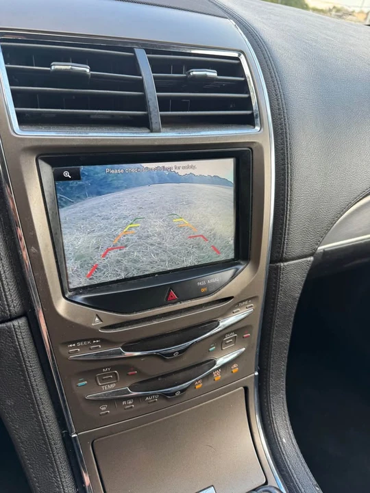 2014 Lincoln MKX - Image 11 of 14