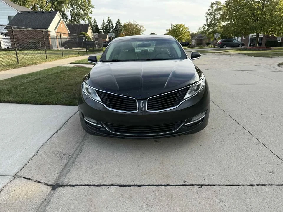 2014 Lincoln MKZ - Image 5 of 10