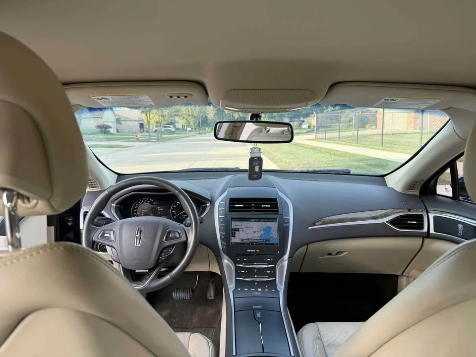 2014 Lincoln MKZ - Image 10 of 10
