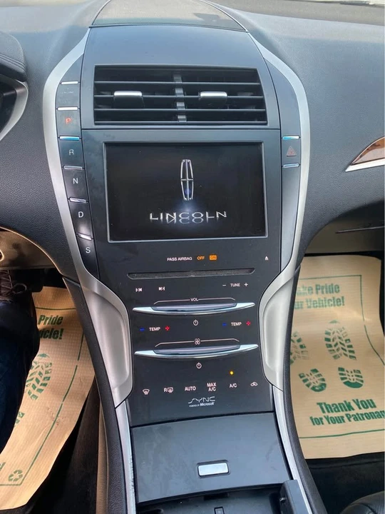 2014 Lincoln MKZ - Image 11 of 12