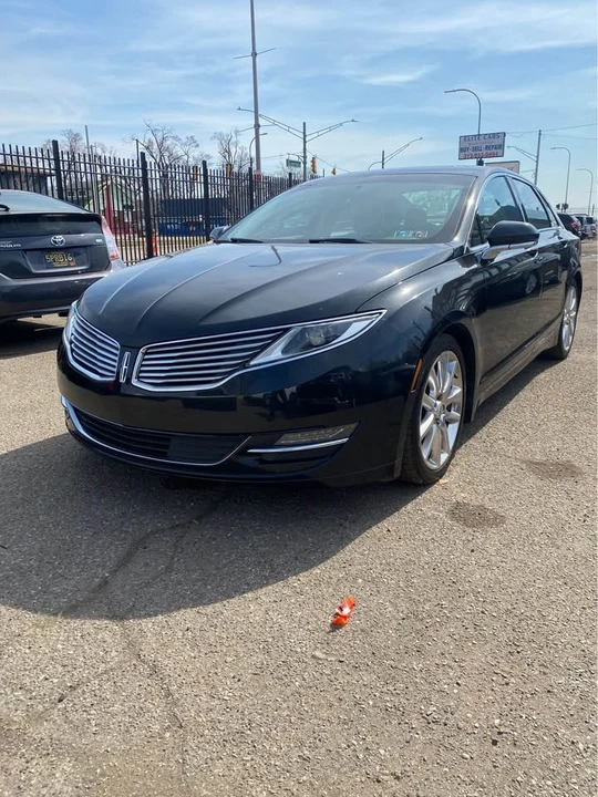 2014 Lincoln MKZ - Image 2 of 12