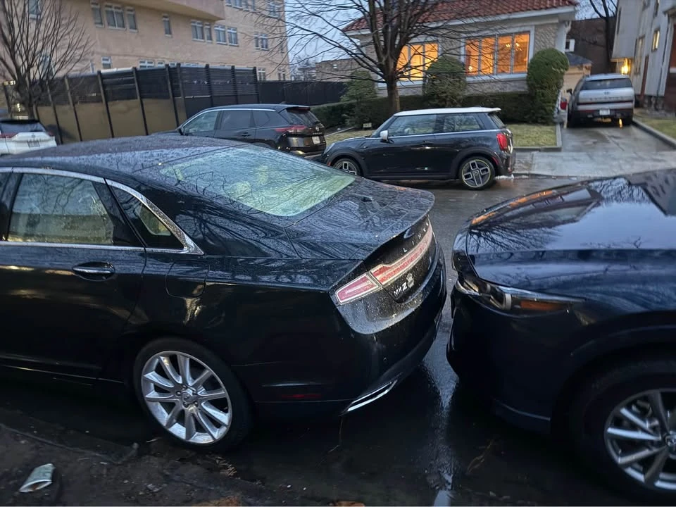 2014 Lincoln MKZ - Image 2 of 10