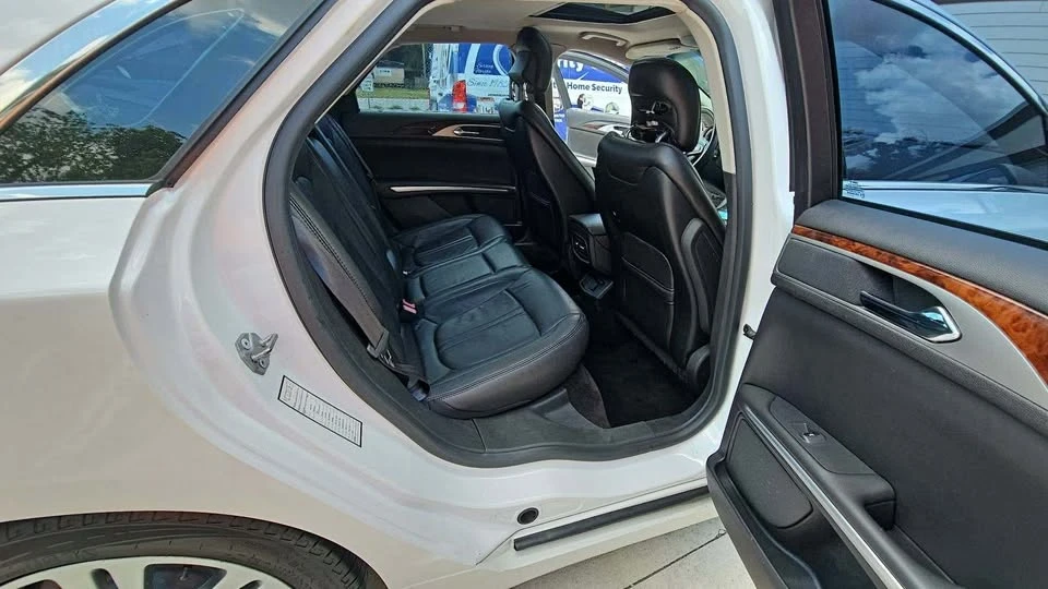 2014 Lincoln MKZ - Image 8 of 8